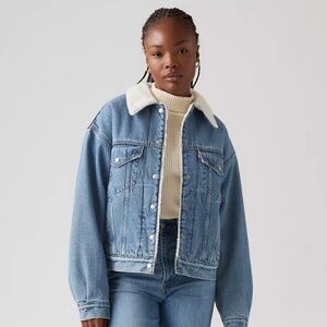 Levi's 90s Sherpa Trucker Jean Jacket